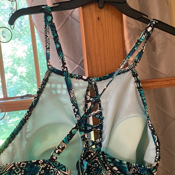 NWT bathing suit - Picture 4 of 5